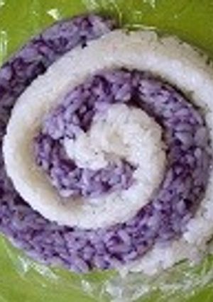 ぐるぐるごはんチューブで美味しい2色ご飯-レシピのメイン写真