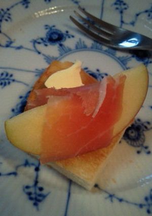 生ハムとリンゴとクリチのトースト-レシピのメイン写真