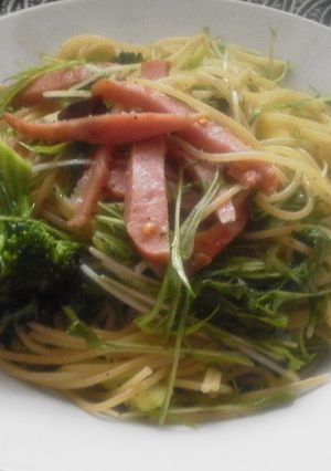 簡単♪✿水菜をからめたペペロンチーノ✿-レシピのメイン写真