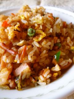 残り物で超簡単!野菜たっぷり激ウマ焼き飯-レシピのメイン写真