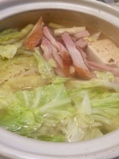 キャベツとベーコンのホットスープ-レシピのメイン写真