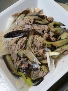 塩麹で♪茄子と挽き肉の炒めもの-レシピのメイン写真