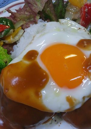 酒メイン　コナ園長のロコモコ！-レシピのメイン写真