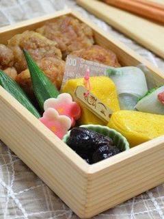 お弁当に♪揚げない豚こま団子の唐揚げ☆-レシピのメイン写真
