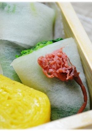 お弁当に♪ほうれん草ナムルの大根巻き☆-レシピのメイン写真