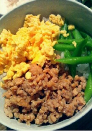 レンジで鶏そぼろ-レシピのメイン写真