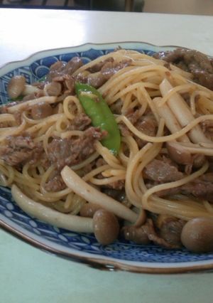 牛肉としめじのスパゲティ-レシピのメイン写真