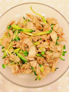 福岡の定番☆おつまみにも、鶏皮中華サラダ-レシピのメイン写真