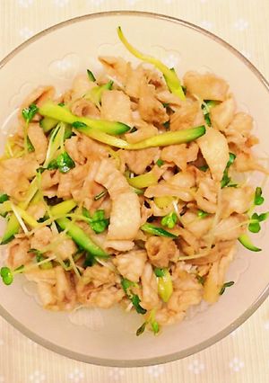 福岡の定番☆おつまみにも、鶏皮中華サラダ-レシピのメイン写真