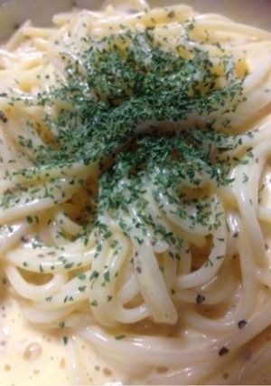 カルボナーラを器でつくります-レシピのメイン写真