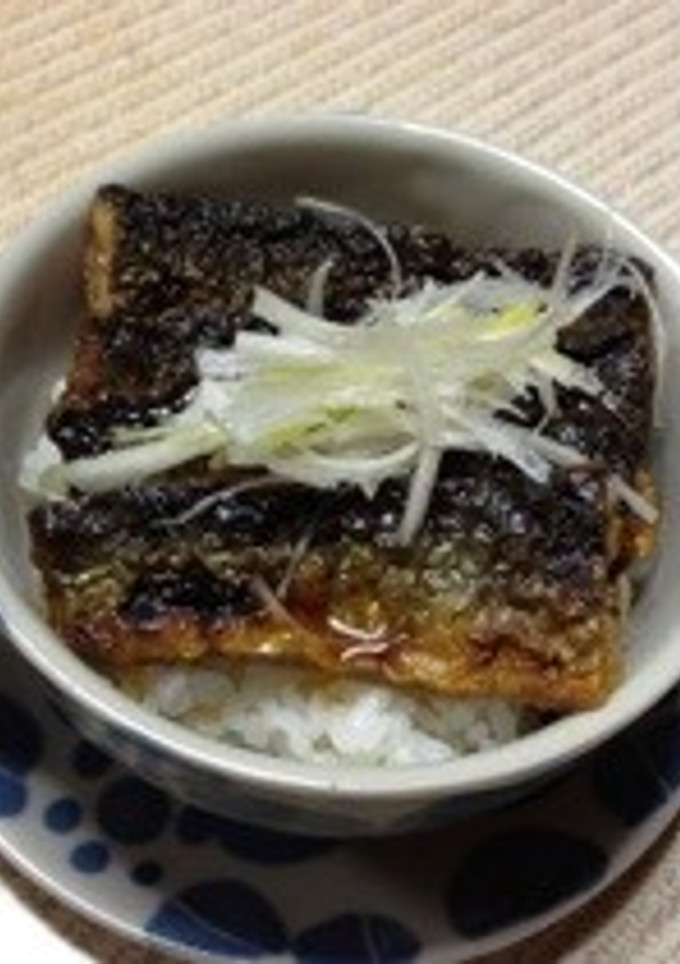 サンマの蒲焼き丼-レシピのメイン写真