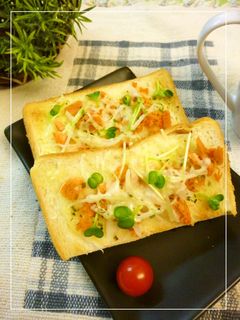 鮭フレ×新玉葱のトースト-レシピのメイン写真