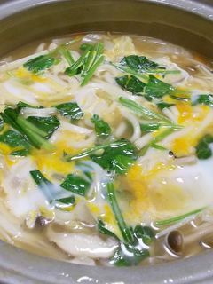 土鍋でうどん♪鍋の残りで味噌煮込みうどん-レシピのメイン写真