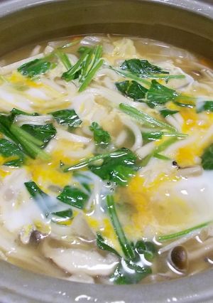 土鍋でうどん♪鍋の残りで味噌煮込みうどん-レシピのメイン写真