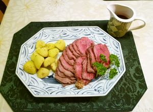 オーブンで、意外と簡単ローストビーフ-レシピのメイン写真