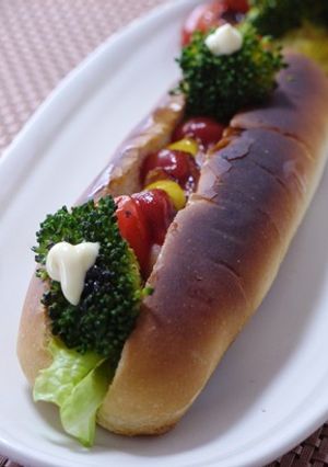 焼きトマトとブロッコリーのホットドッグ♪-レシピのメイン写真