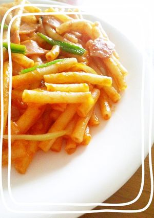 お手軽ランチ！マカロニでナポリタン♪-レシピのメイン写真