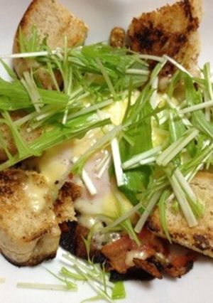 トマトとベーコンエッグパンサラダ-レシピのメイン写真