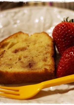 ホワイトチョコといちごジャムのパウンド-レシピのメイン写真