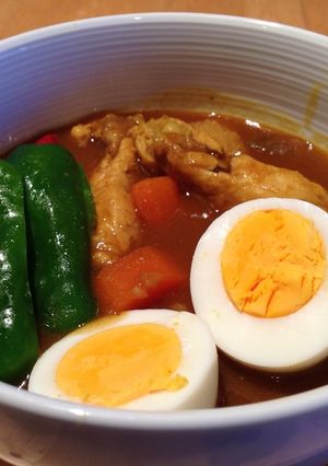 手羽元を煮込んだ簡単スープカレー-レシピのメイン写真