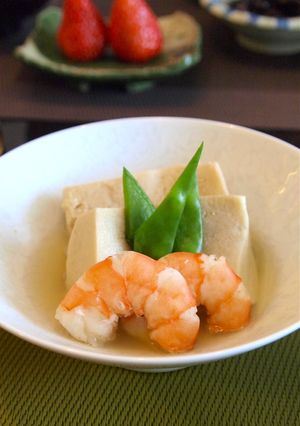 高野豆腐の煮物♪海老と春野菜を添えて-レシピのメイン写真