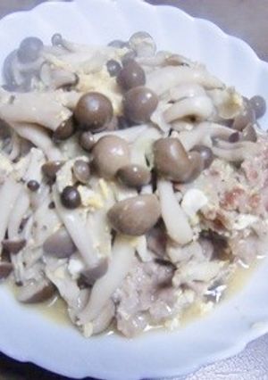 しめじの丸鶏がらスープ味たまごとじ-レシピのメイン写真