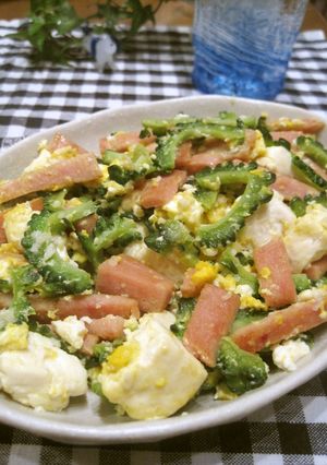 塩麹で作る☆スパム入り☆ゴーヤチャンプル-レシピのメイン写真