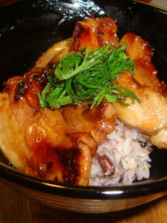 ぷちぷち歯ごたえの十六穀ごはんで豚バラ丼-レシピのメイン写真
