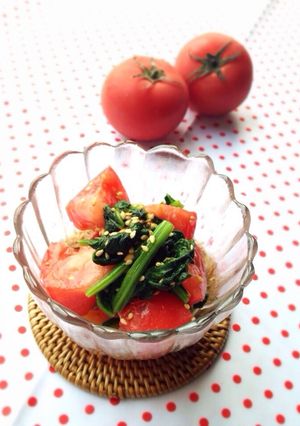 角切りトマトとほうれん草のゴマ酢和え-レシピのメイン写真