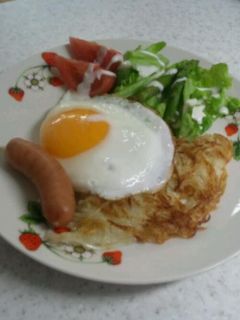 ハッシュドポテトの目玉焼きのせ-レシピのメイン写真