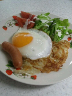 ハッシュドポテトの目玉焼きのせ-レシピのメイン写真