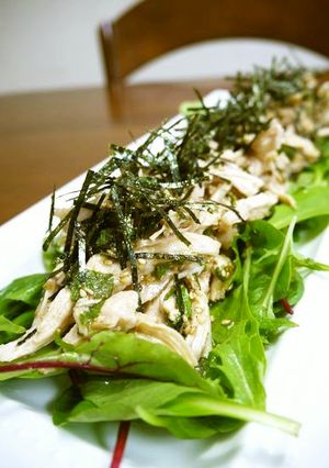 鶏むね肉の青じそ梅肉ソース和え♪-レシピのメイン写真