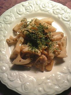 簡単おつまみ 蓮根と鶏軟骨ガーリック炒め-レシピのメイン写真
