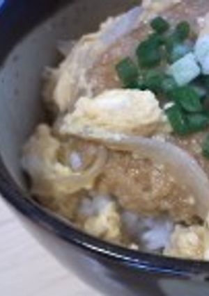 カツ丼ならぬ、コロとじ丼-レシピのメイン写真