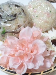 塩昆布と三つ葉のおにぎり-レシピのメイン写真