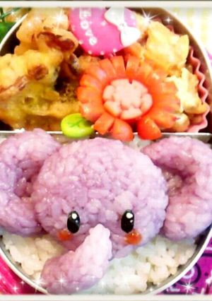 キャラ弁☆紫ﾃﾞｺふりDEぞうさん-レシピのメイン写真