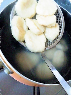 小麦粉練ってお手軽すいとん♪-レシピのメイン写真