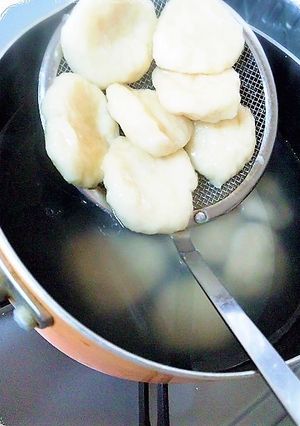 小麦粉練ってお手軽すいとん♪-レシピのメイン写真