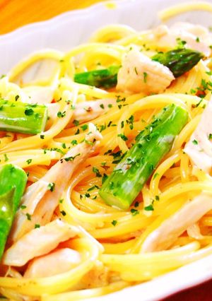 蒸し鶏とアスパラガスのクリームパスタ-レシピのメイン写真