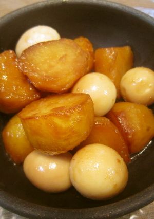 うずらと揚げじゃがいもの煮物-レシピのメイン写真