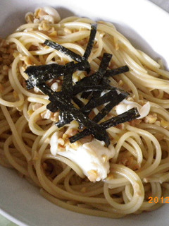お手軽♪しめじと挽き割り納豆のパスタ-レシピのメイン写真