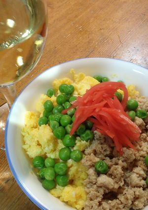 ルクエで鶏そぼろ♪-レシピのメイン写真