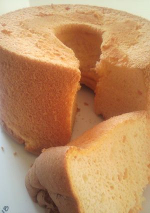 トマトを感じない！トマトのシフォンケーキ-レシピのメイン写真