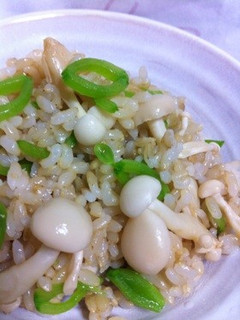 超簡単..丼で..3分..玄米きのこご飯-レシピのメイン写真