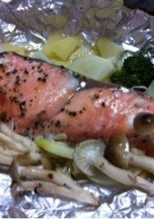 塩麹でつけた鮭のホイル焼き-レシピのメイン写真