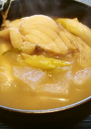 丸ごと１尾★漁師風＊助宗たらの味噌汁★-レシピのメイン写真