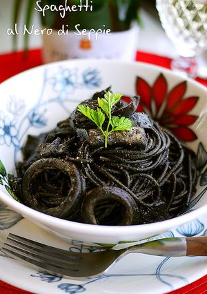イカ墨パスタ＊市販ペーストで手軽ランチ-レシピのメイン写真