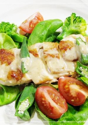 簡単柔らか☆カリカリ蒸し鶏のごまドレがけ-レシピのメイン写真