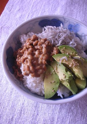 アボじゃこ納豆丼-レシピのメイン写真