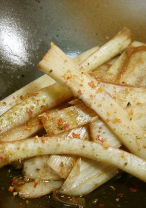 塩麹さん☆香り二重奏☆うど漬物中華風!-レシピのメイン写真